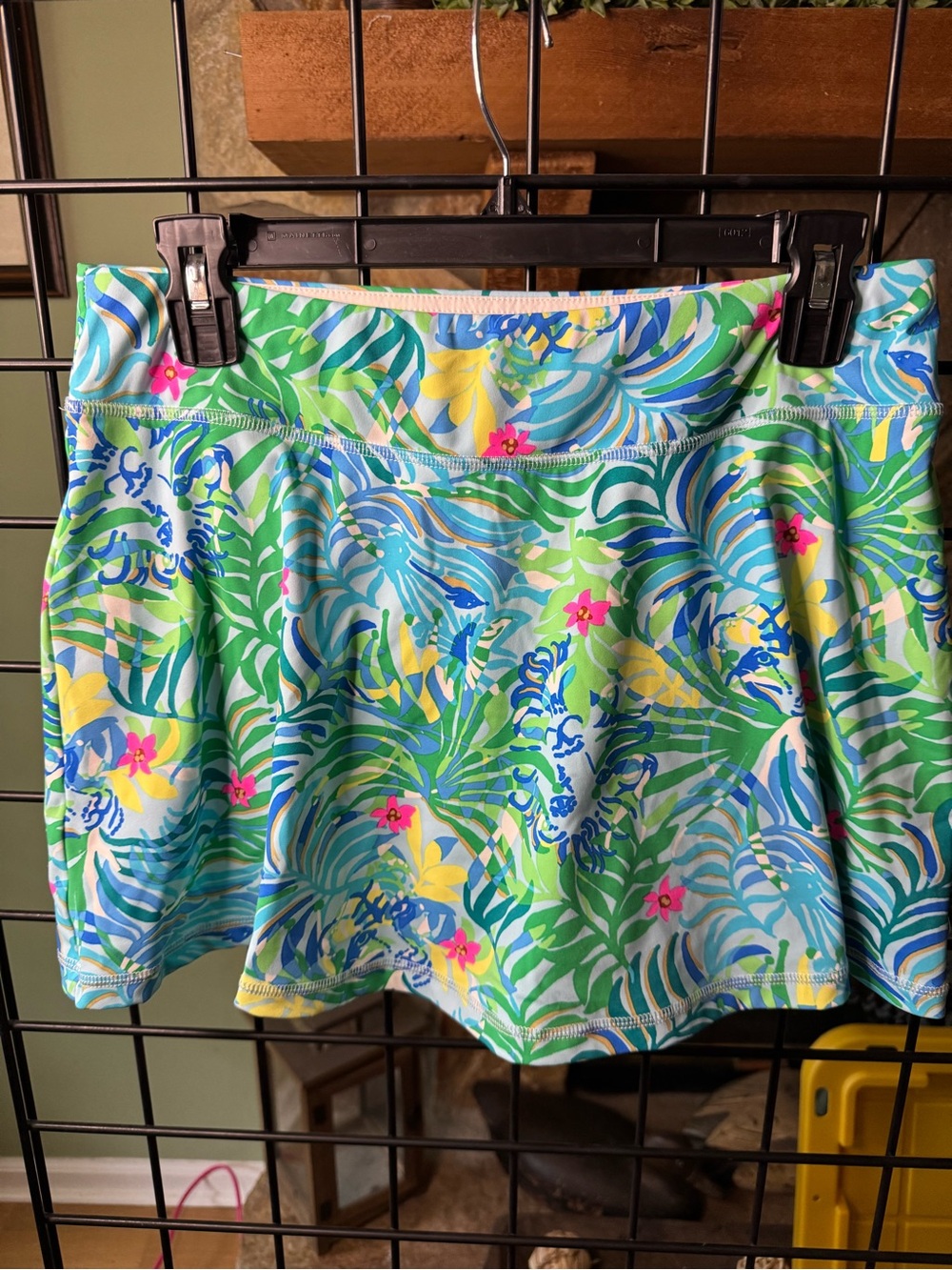 Lilly Pulitzer Green Multi Tropical Athletic Skort